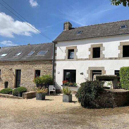 Longere De Kerveguen Argoat Vila Leuhan Exterior foto