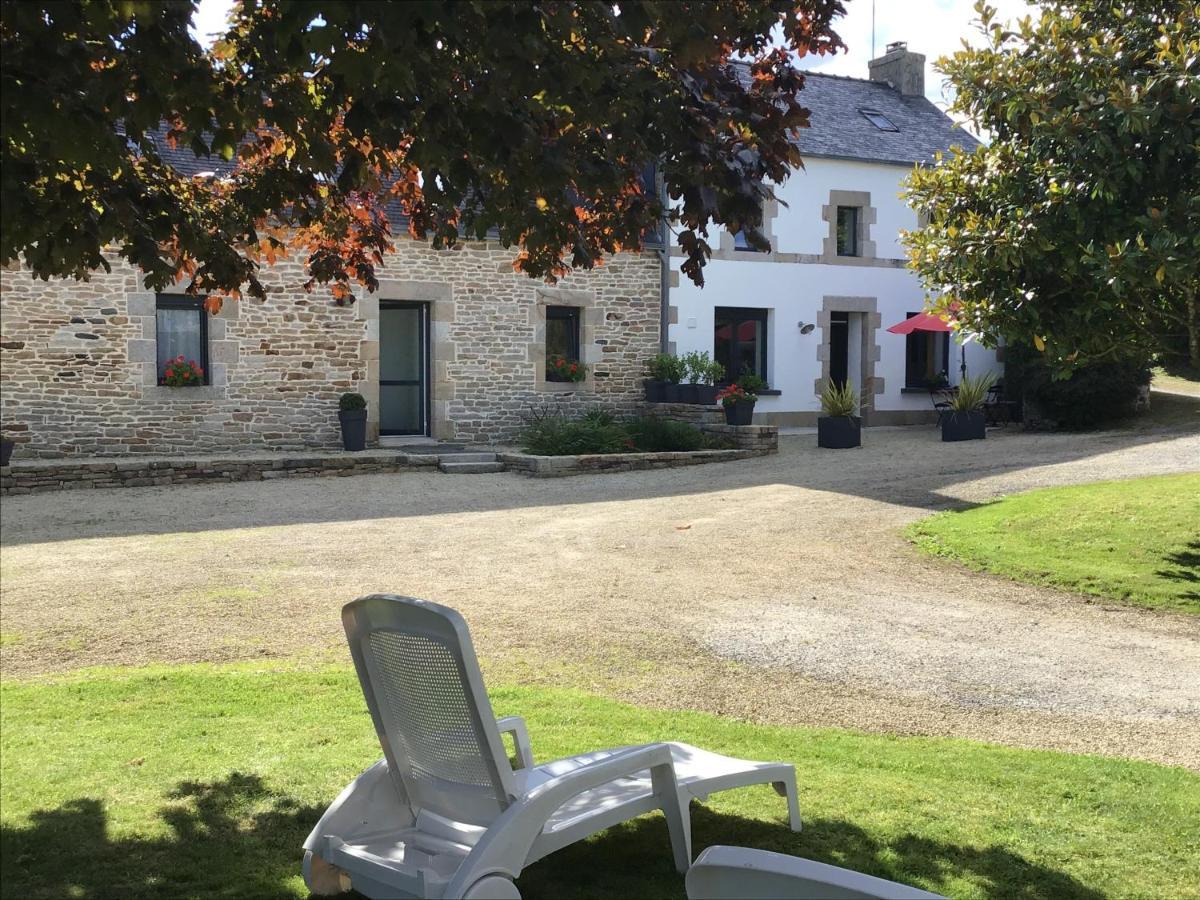 Longere De Kerveguen Argoat Vila Leuhan Exterior foto