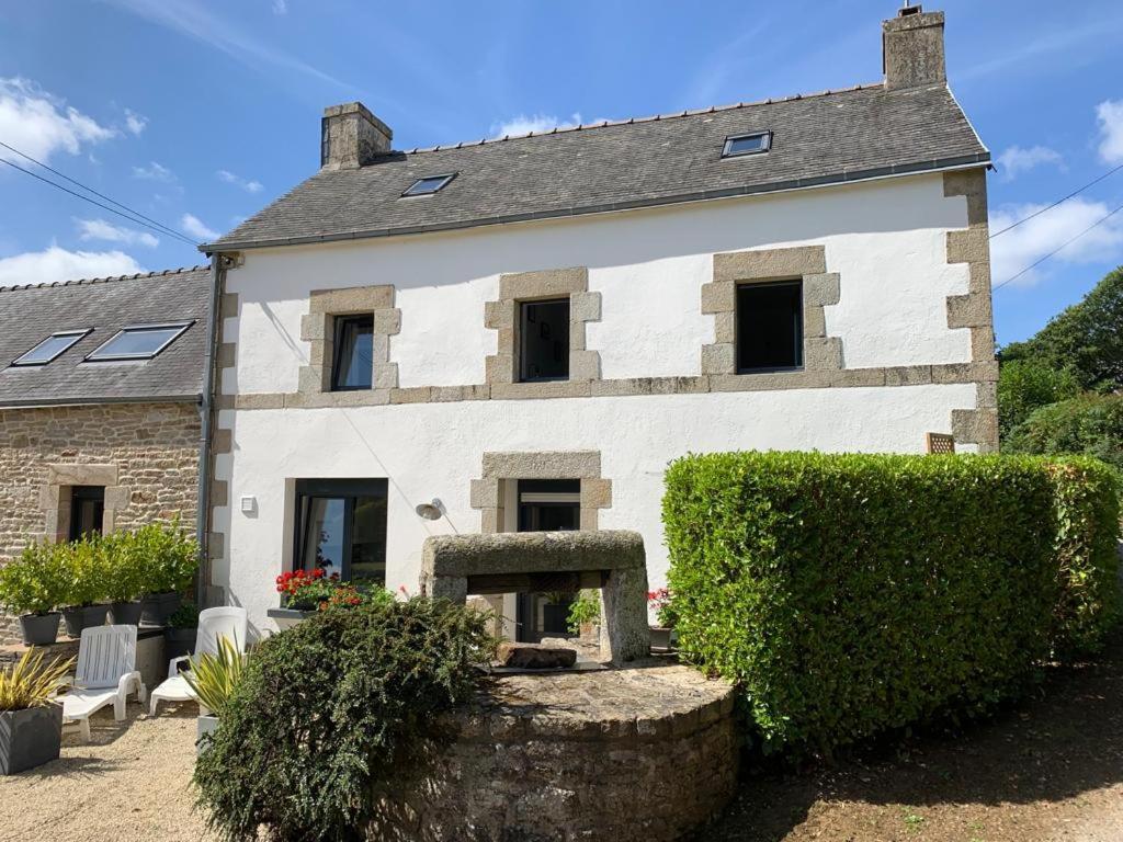 Longere De Kerveguen Argoat Vila Leuhan Exterior foto