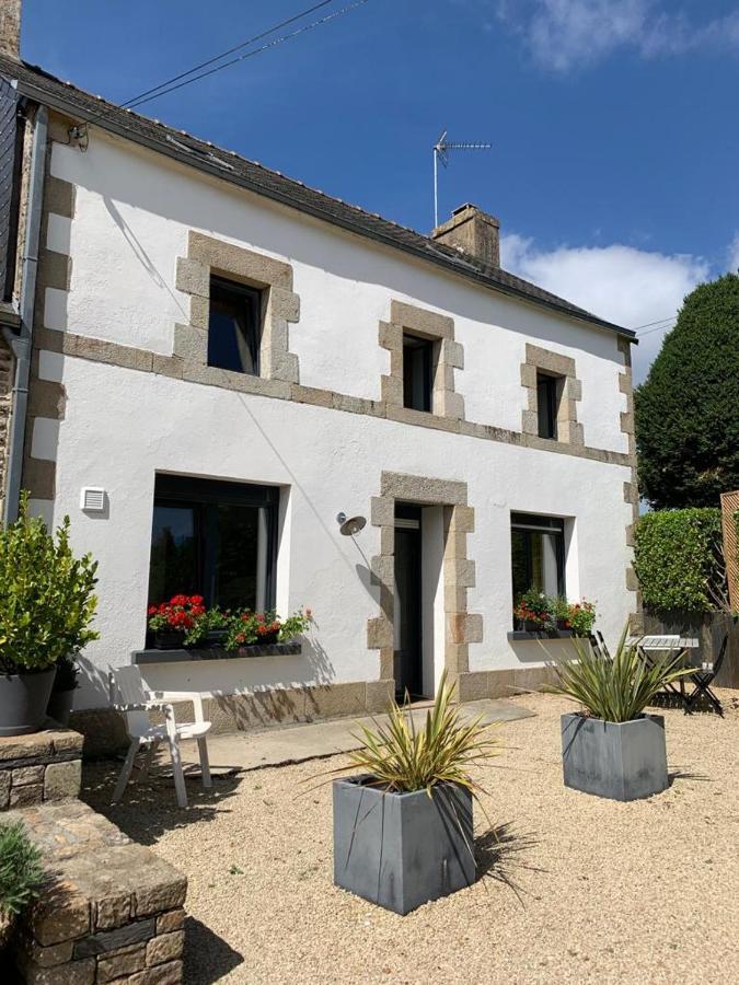 Longere De Kerveguen Argoat Vila Leuhan Exterior foto