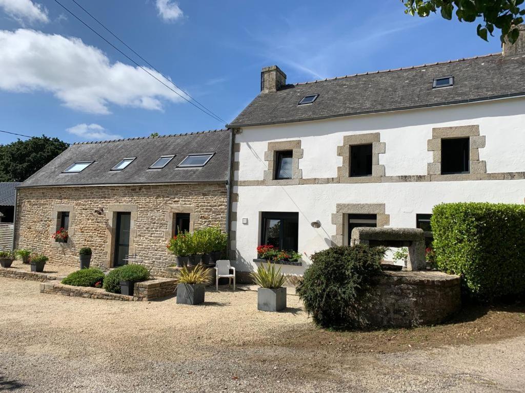 Longere De Kerveguen Argoat Vila Leuhan Exterior foto